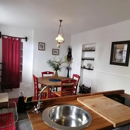 Holiday home Maison De Charme Sur Colline De Posay *